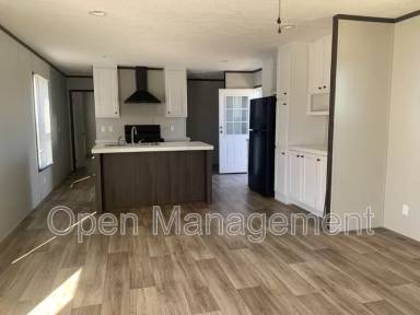 Main picture of 3202 Diamond Dr