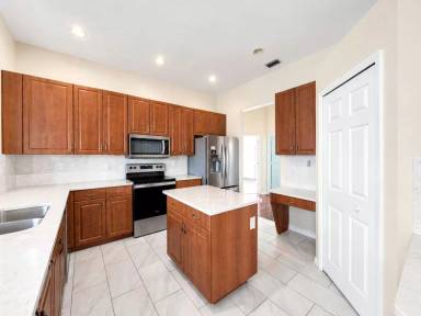 Main picture of 4775 8th St NE
