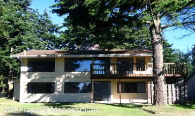 Main picture of 1937 Island View Rd