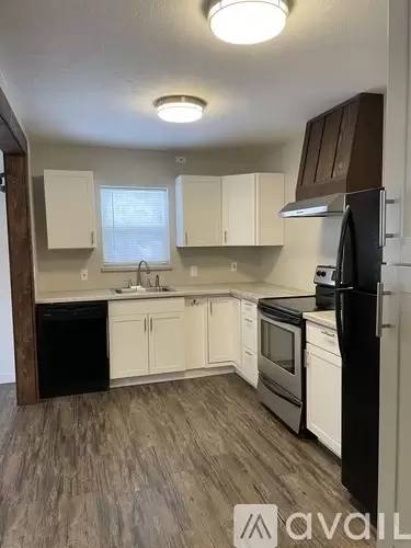 Main picture of 209 W Barnes Rd
