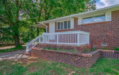 Main picture of 53 Montis Dr