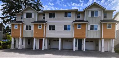 Main picture of 334 9th Ave SE