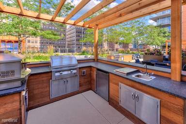 Main picture of Burnham Pointe