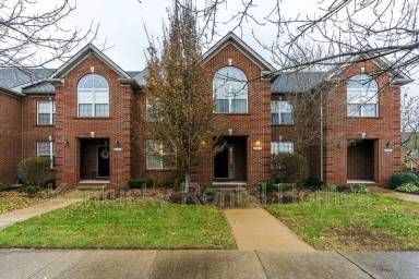 Main picture of 3303 Beaumont Centre Cir