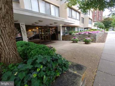 Main picture of Monroe House Condominiums