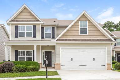 Main picture of 326 Crescent Woode Dr
