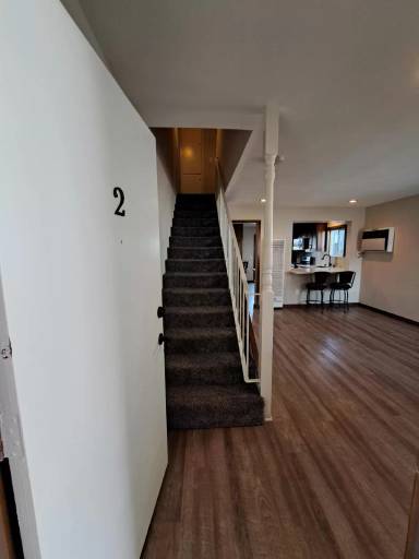 Main picture of 10351 Scoville Ave