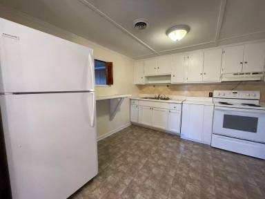 Main picture of 99 Market St
