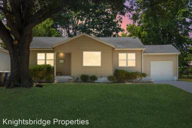 Main picture of 3332 S Jamestown Ave