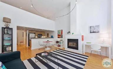 Main picture of 2030 3rd St
