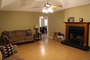 Main picture of 5037 Pearl Davis Rd