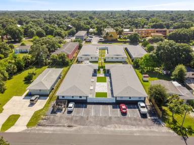 Main picture of 1875 40th Ave