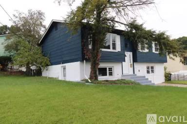 Main picture of 4203 John St