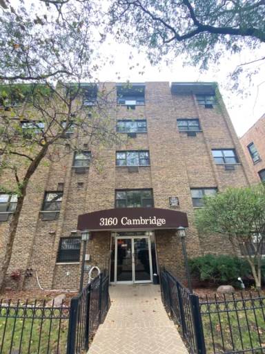 Main picture of 3160 N Cambridge Ave