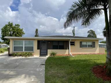 Main picture of 303 E Penn Rd