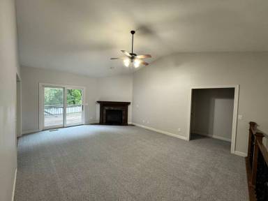 Main picture of 9057 Tonya Ter