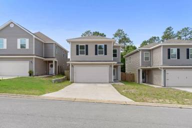 Main picture of 181 Johnson Ct