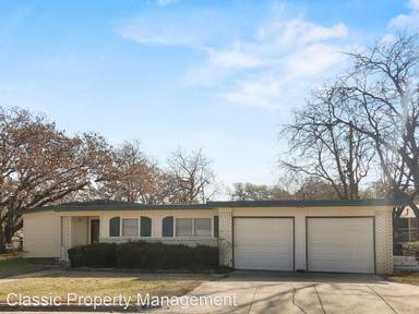 Main picture of 201 Vernon Castle Ave