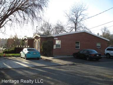 Main picture of 335 NE Gray Ln