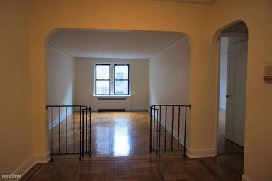 Main picture of 2675 Creston Ave
