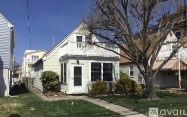 Main picture of 3444 West Ave