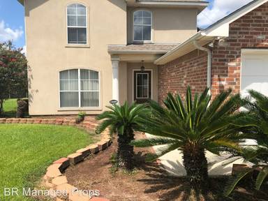 Main picture of 23919 Rosemont Dr