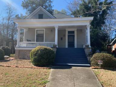 Main picture of 2609 18th Ave