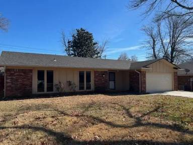 Main picture of 3305 S 53rd St