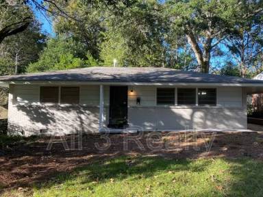 Main picture of 3325 Vermont Dr