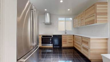 Main picture of 1735 41st Ave