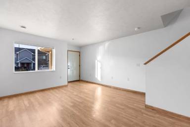 Main picture of Maple Park Apartments & Townhomes