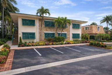 Main picture of 122 Isle of Venice Dr