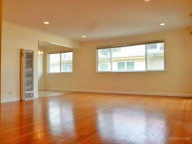Main picture of 1580 School St