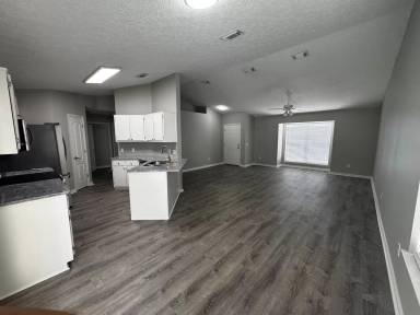 Main picture of 309 Argonaut St