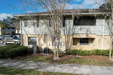 Main picture of 203 Red Maple Pl