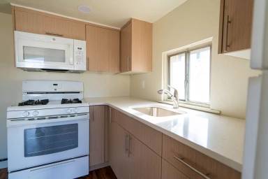 Main picture of 624 30th St