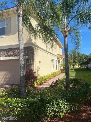 Main picture of 9519 SW Otter Ln