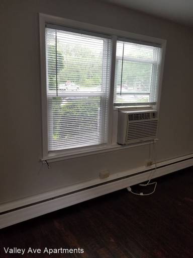 Main picture of 31 Valley Ave