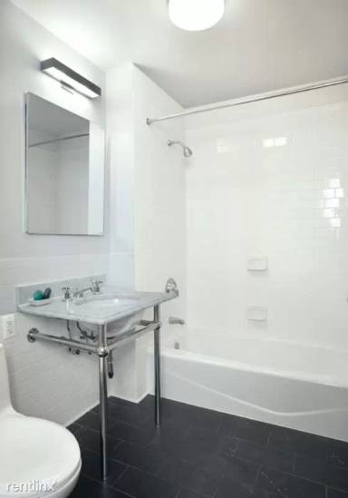 Main picture of Court House Apartments