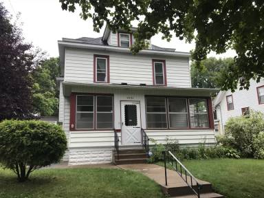 Main picture of 2231 Buchanan St NE