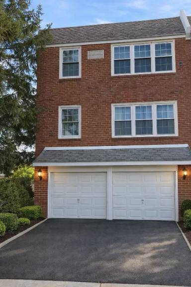Main picture of 10849 Lockart Rd