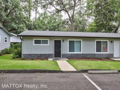 Main picture of 125 Columbia Dr