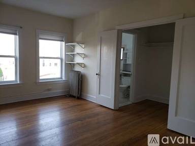 Main picture of 2712 N Milwaukee Ave