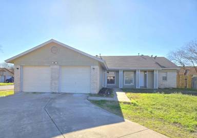 Main picture of 5105 Meadow Cv