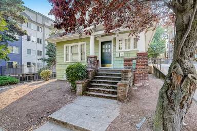 Main picture of 4247 7th Ave NE