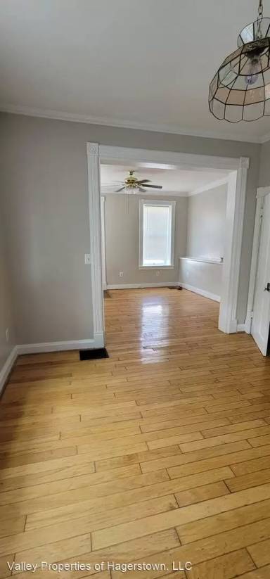 Main picture of 228 N Mulberry St