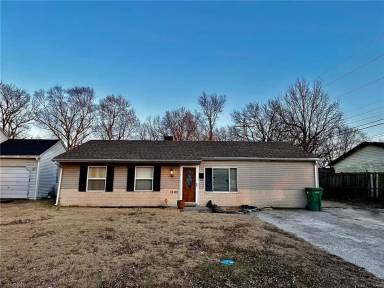 Main picture of 1102 Saint Clement Dr