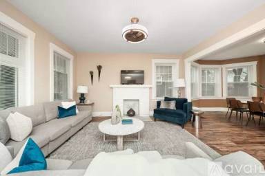 Main picture of 215 E Mitchell Ave
