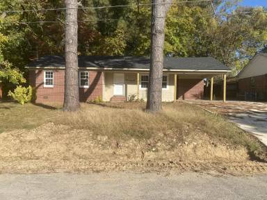 Main picture of 266 Bain Ave