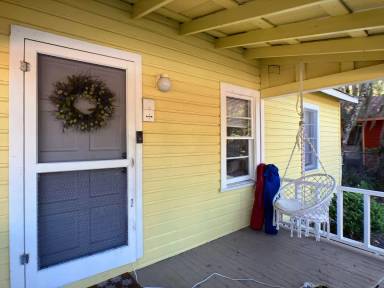 Main picture of 819 NW 6th Ave